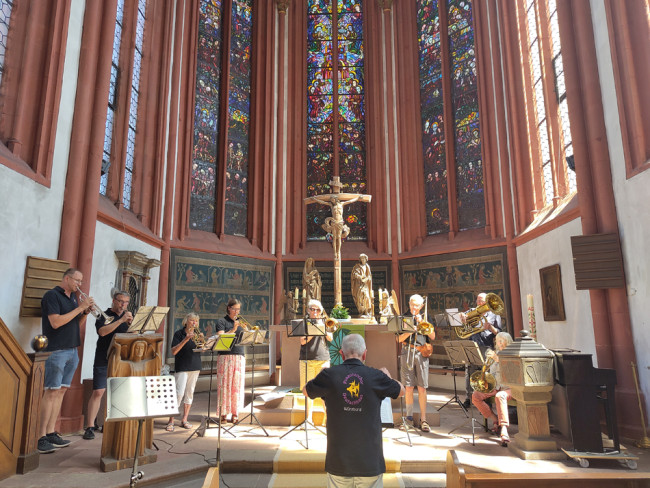  Der Posaunenchor beim Abschluss des Gemeindefestes in der Deutschhauskirche