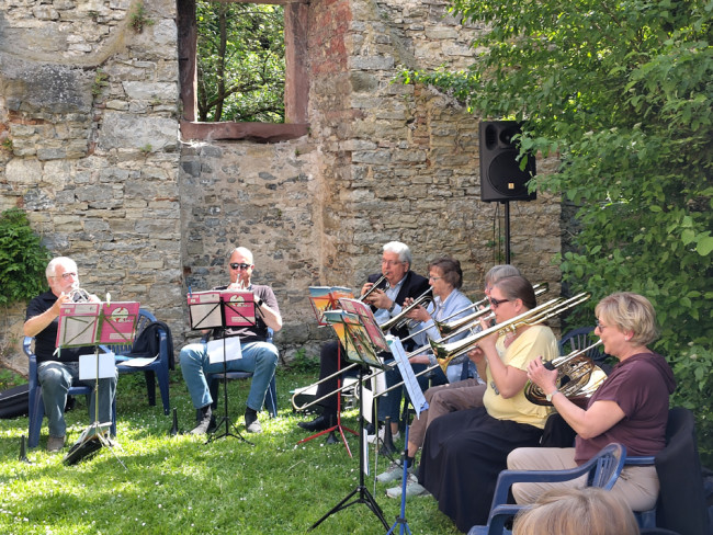 Der Posaunenchor Eisingen beim Radfahrergottesdienst im Mai 2026